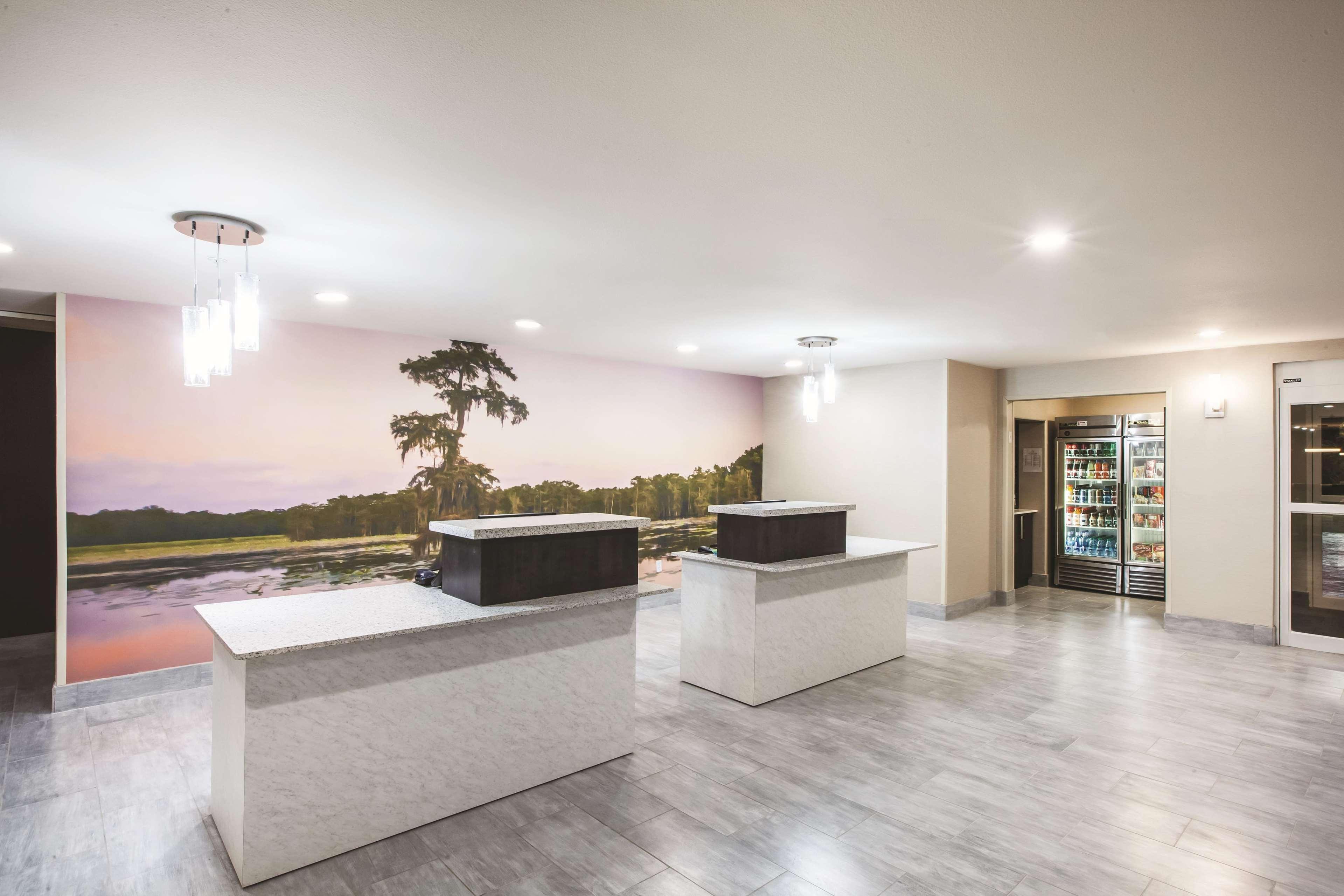 La Quinta By Wyndham - Denham Springs 3* Walker