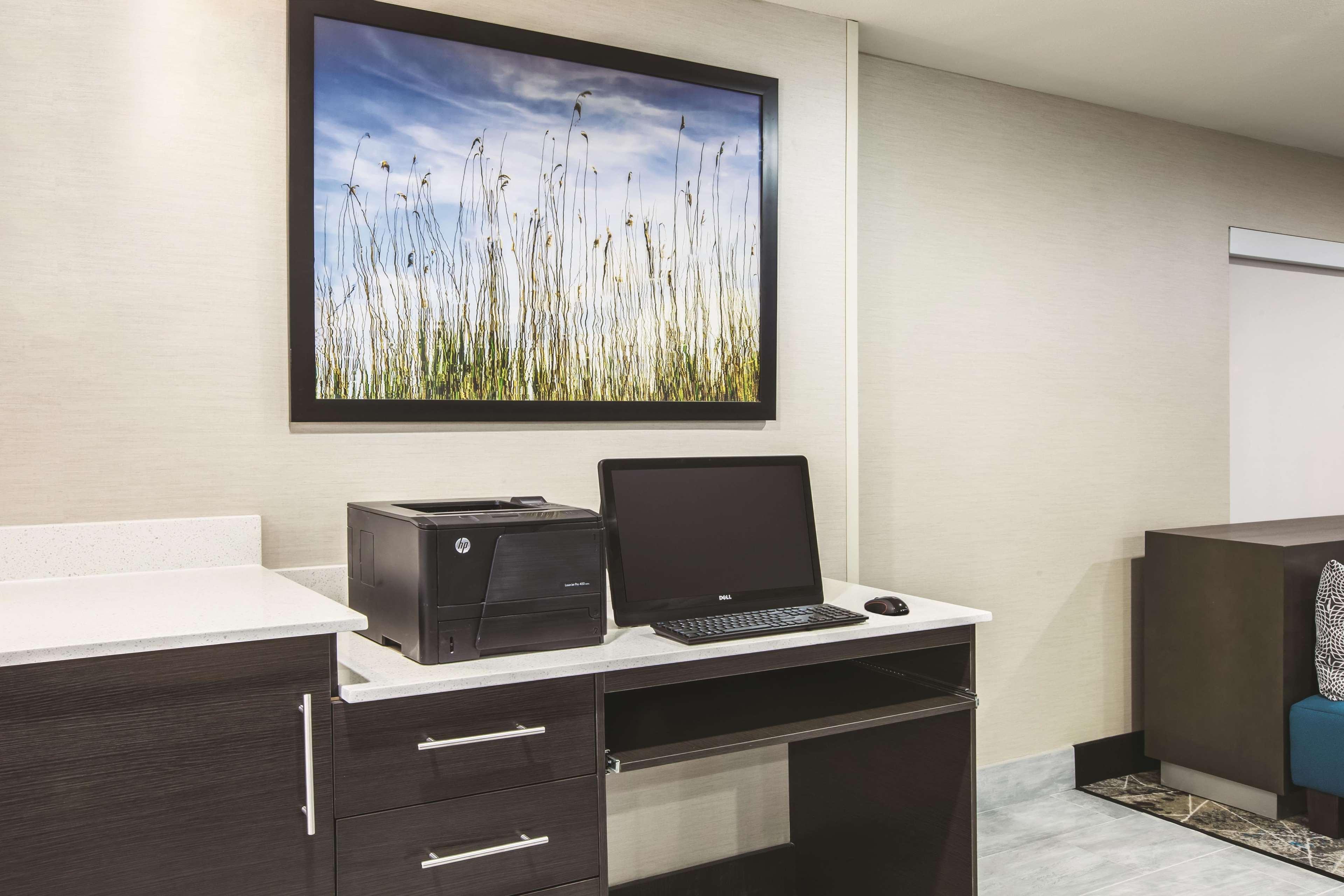 La Quinta By Wyndham - Denham Springs 3* Walker